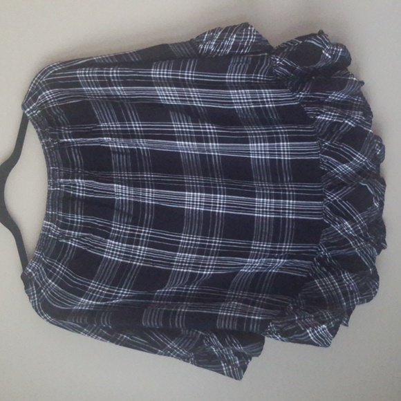 beachlunchlounge Black and White Plaid  Off the Shoulder RuffleTop, Size L - Picture 3 of 10